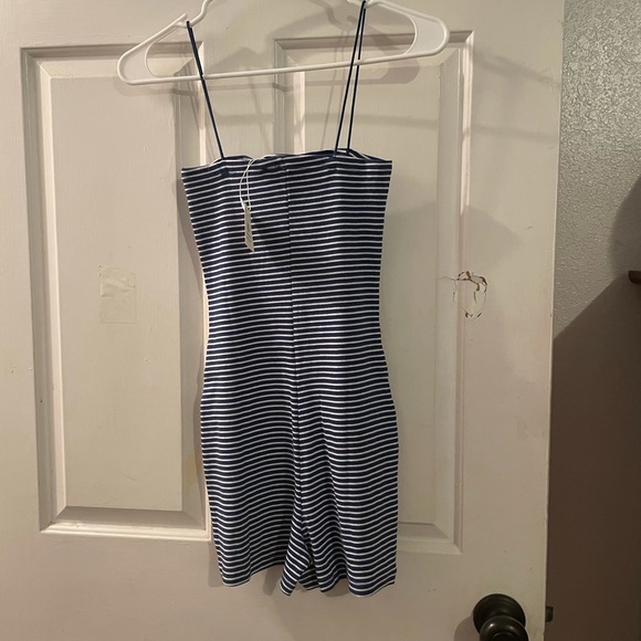 Zara short suit - Picture 3 of 3